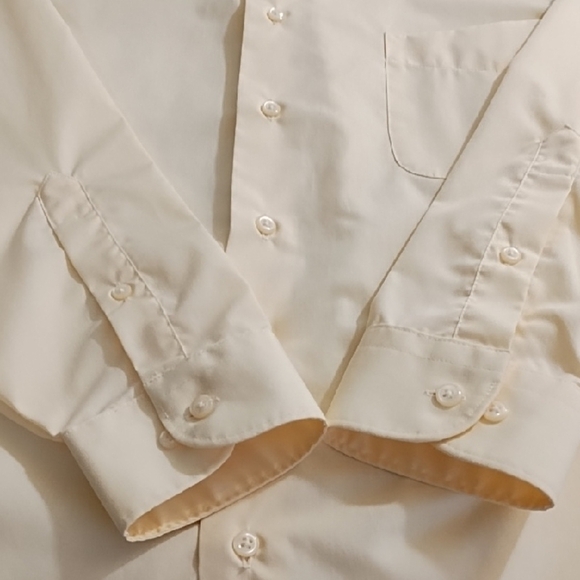 Soft Yelllow Button Up Fitted Dress Shirt Long Sleeve 1 Pocket - Picture 3 of 11